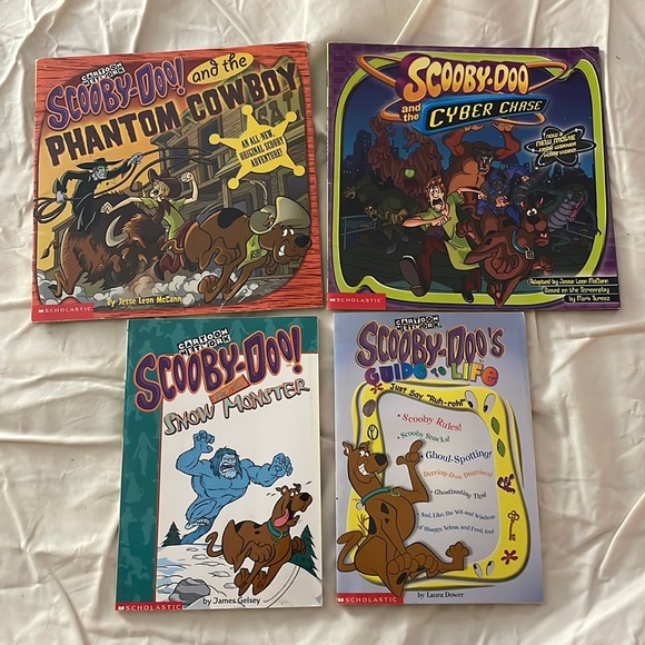 Scooby doo children’s books - Picture 1 of 3